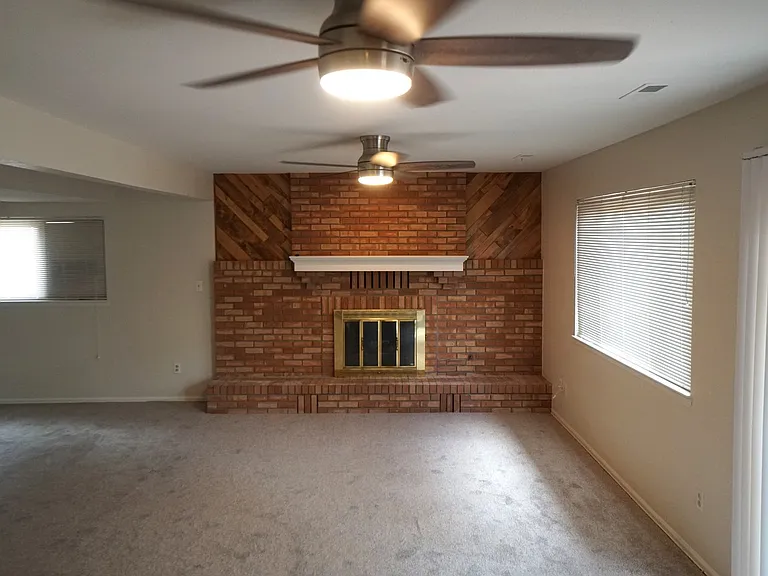 2205 Parliament Dr — Photo 15
