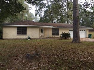 124 Lindsey St, Silsbee, TX 77656