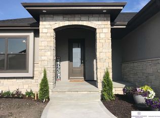 3361 Robyn Rdg, Fremont, NE 68025