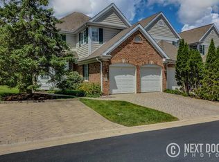 312 Reserve Cir, Clarendon Hills, IL 60514