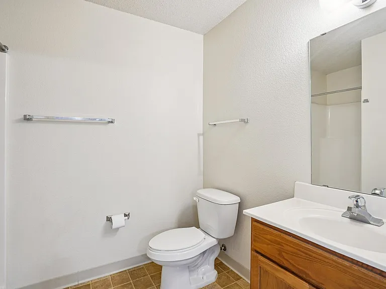 Willow Ridge — Photo 11