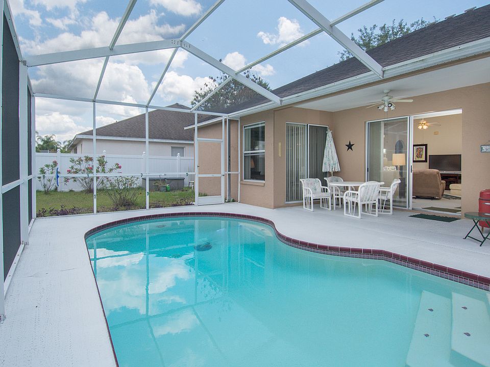 1st image of 22527 Laureldale Dr