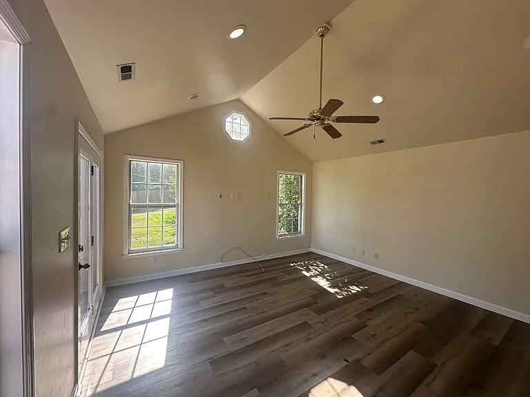 416 Old Home Rd — Photo 13