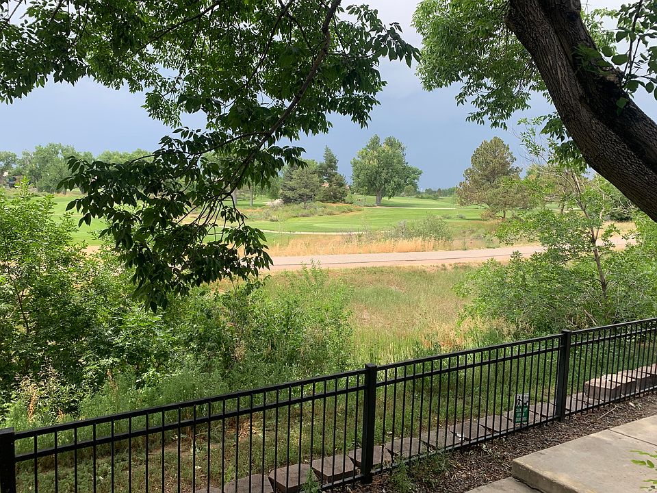 View from front.
Highline canal & Cherry Creek Country
Club golf course. Front range beyond!