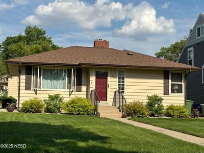 610 N Maple St, Watertown, SD, 57201