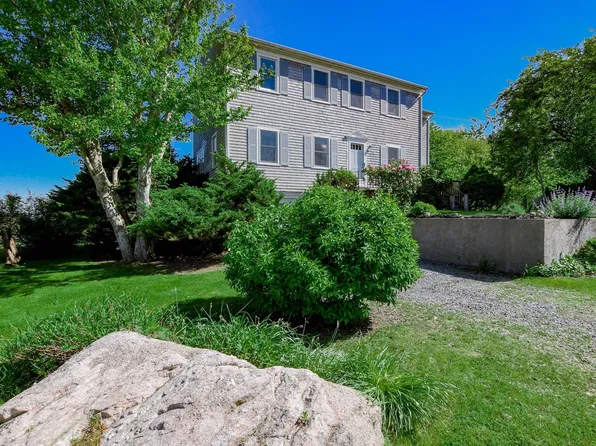 16 Bass Point Rd, Marion, MA 02738