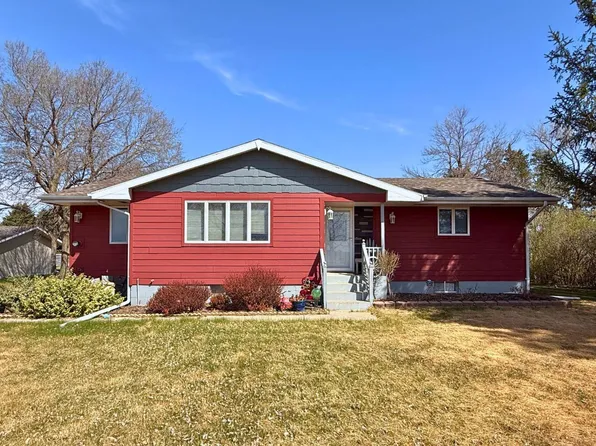 1277 L St, Burwell, NE 68823