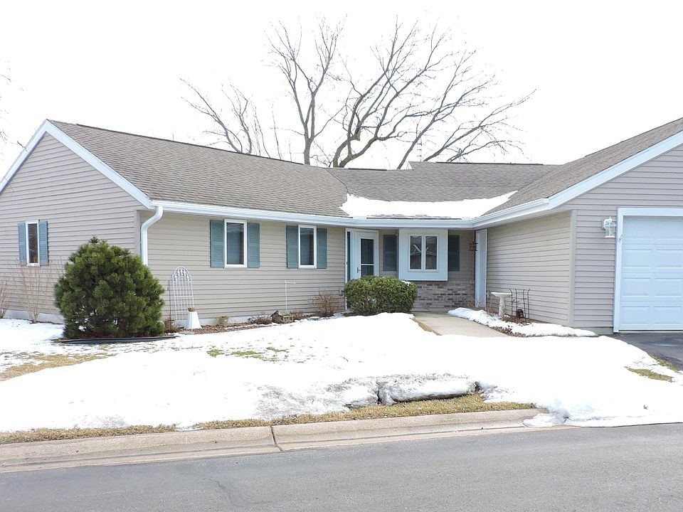 1st image of 114 Oxford Ln