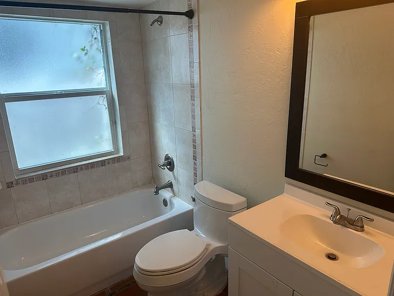 4711 W San Miguel St — Photo 11