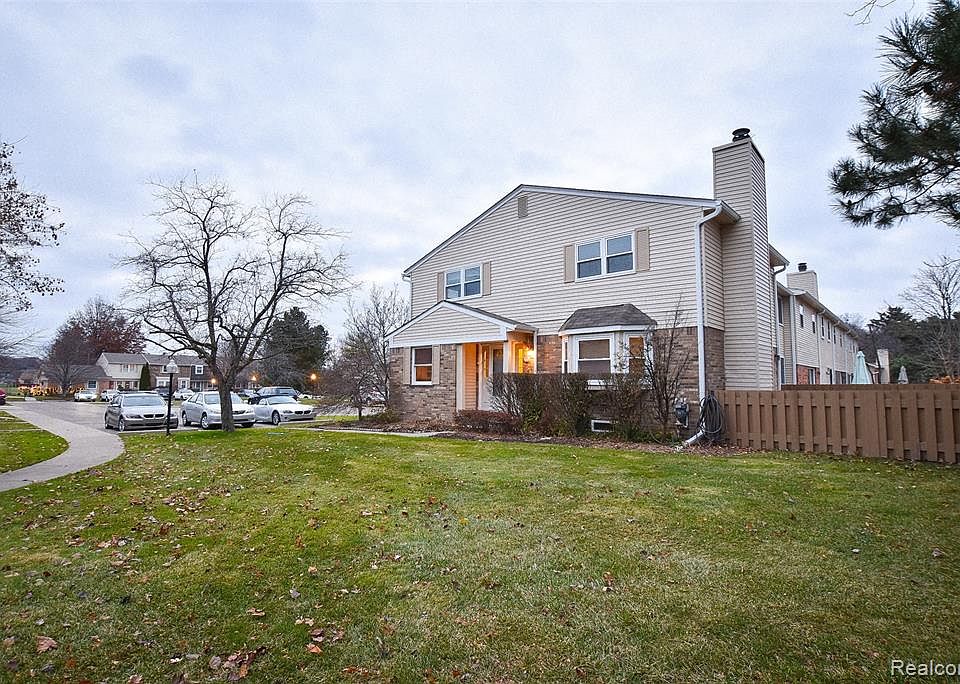 1st image of 5339 Breeze Hill Pl #544