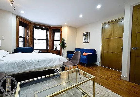 3rd image of 212 Hancock St APT 3