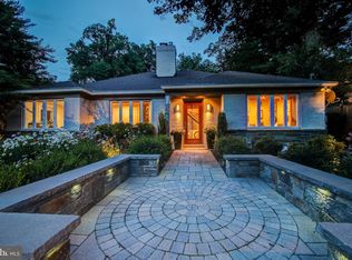 9005 Spring Hill Ln, Chevy Chase, MD 20815