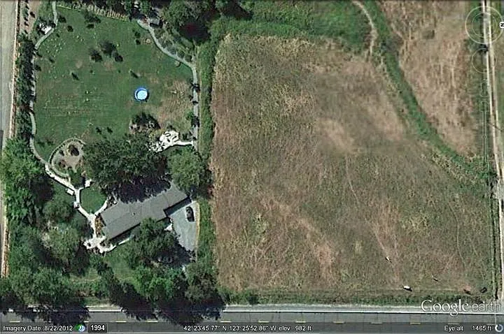3296 Woodland Park Rd photo 1