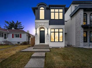 321 N 18th Ave NW, Calgary, AB T2M0T4