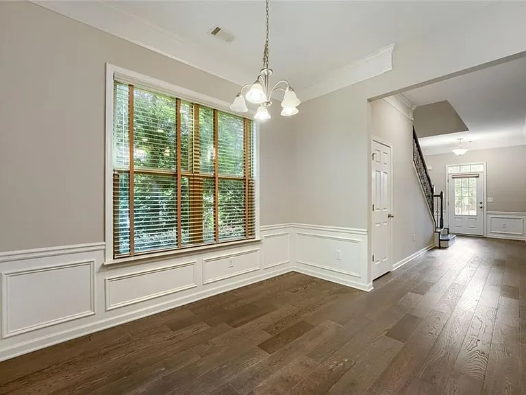 3585 Ashcroft Dr SE — Photo 8