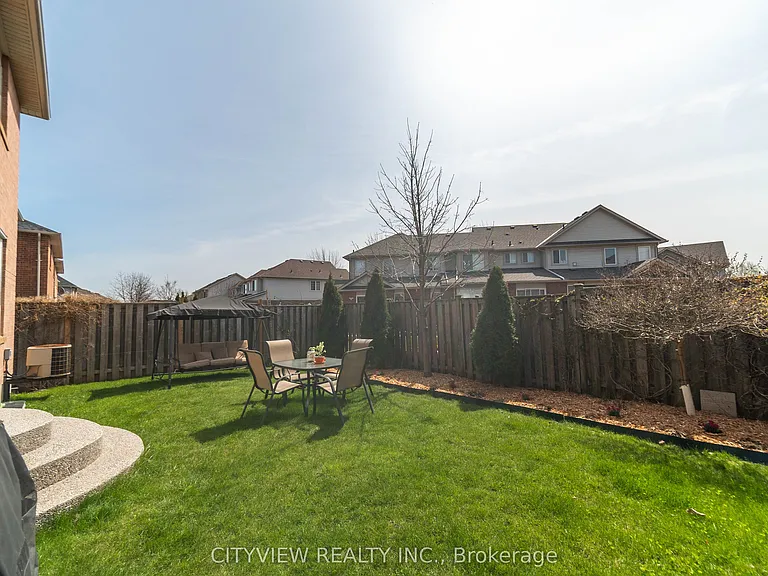 2330 Grand Oak Trl — Photo 38