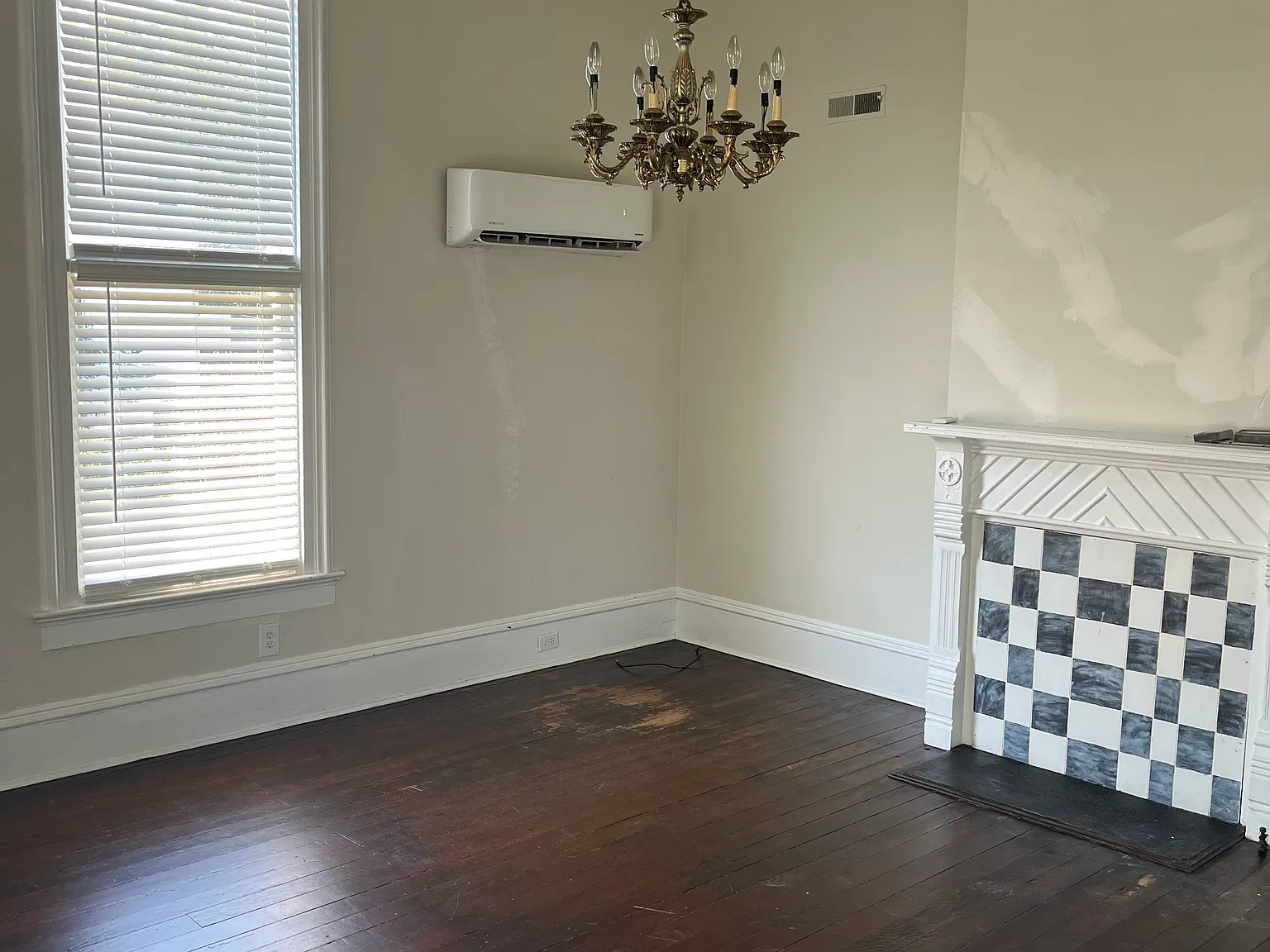 2 bed, 1100 sqft, $1,190 — Photo 1