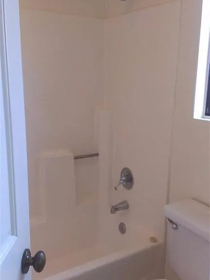 4117 Lost Springs Dr — Photo 36