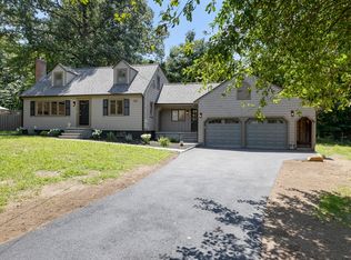 14 Brown Dr, Walpole, MA 02081