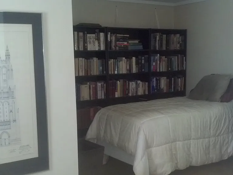 302 1/2 Harrison Ave — Photo 2