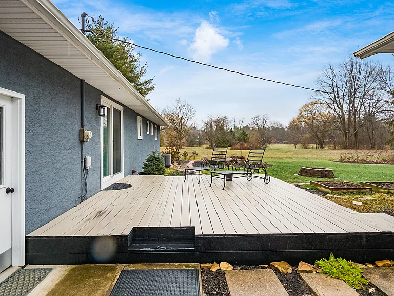 6875 Central College Rd — Photo 31