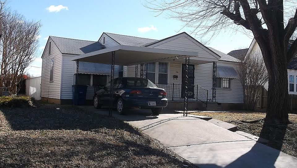 1st image of 221 S 67th Ave E