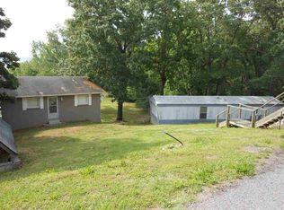 518 Lake Shore Dr, New Concord, KY 42076