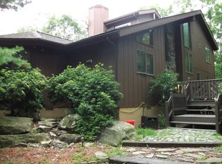 137C Juniper Ct, East Stroudsburg, PA 18301