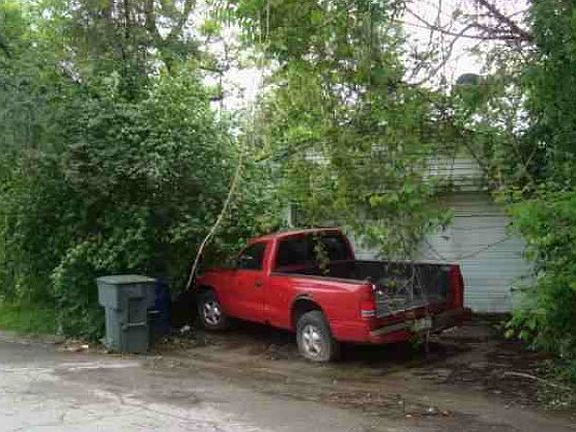 2nd image of 2068 Margaret St