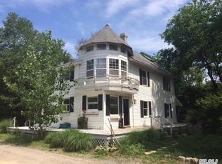 151 Stony Hollow Rd, Greenlawn, NY 11740