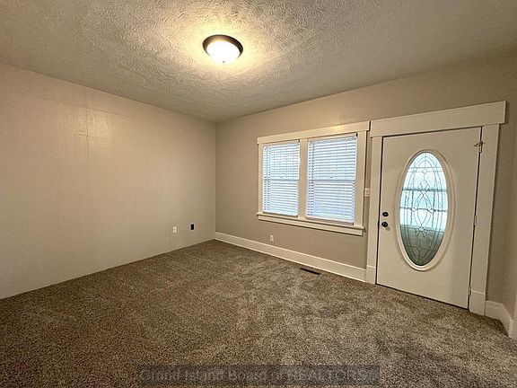 5th image of 507 W 15th St