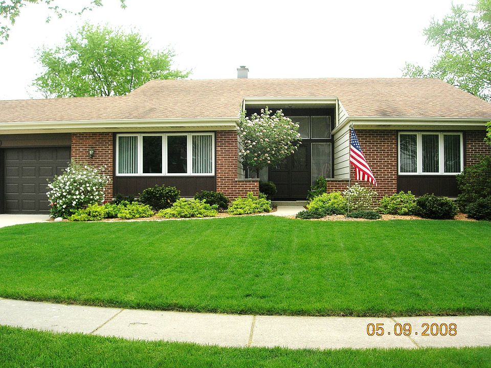 1st image of 1115 S Nightingale Dr