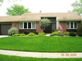 1115 S Nightingale Dr, Palatine, IL 60067