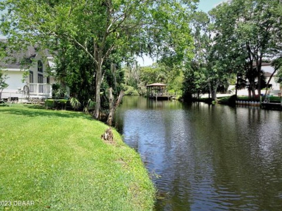 1st image of 34 Twin River Dr