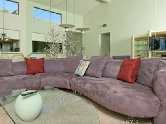 2nd image of 38613 Wisteria Dr