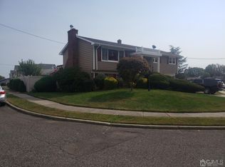 744 Columbus Dr, Perth Amboy, NJ 08861