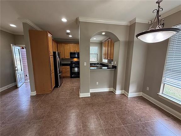 5th image of 19038 Aiden Ln APT A