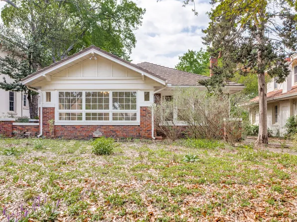 2205 Park Place Ave, Fort Worth, TX 76110