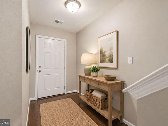 3rd image of 6251 Alexa St