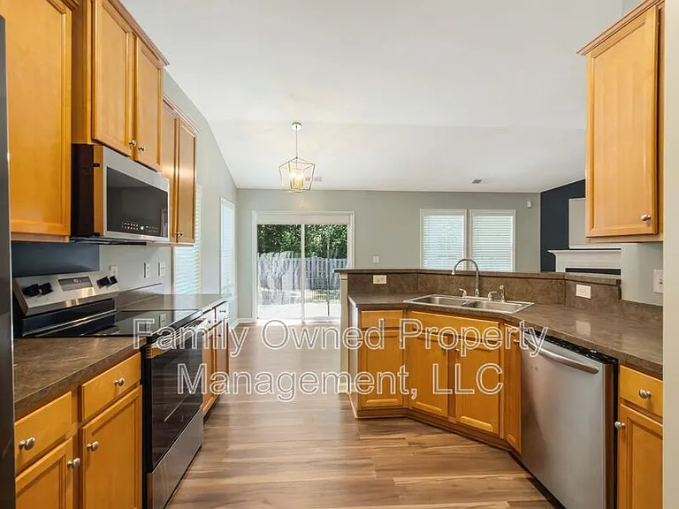 219 Sweet Alyssum Dr — Photo 15