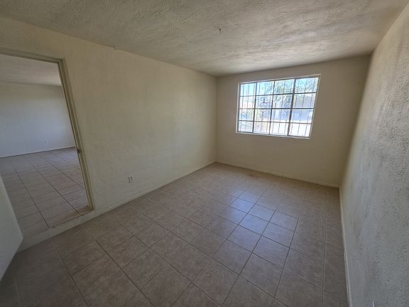 4th image of 5301 Mescalero Rd NE