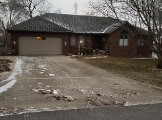 3756 W Kingsley St, Springfield, MO 65807