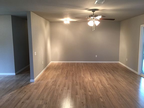 4th image of 101 Cloverdale Blvd