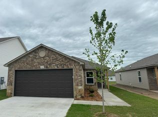 10425 Debbie Dr, North Little Rock, AR 72113