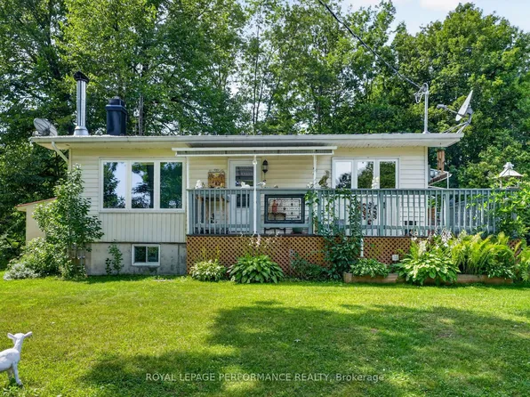 22197 Parkhill Cir, South Glengarry, ON K0C 1Z0