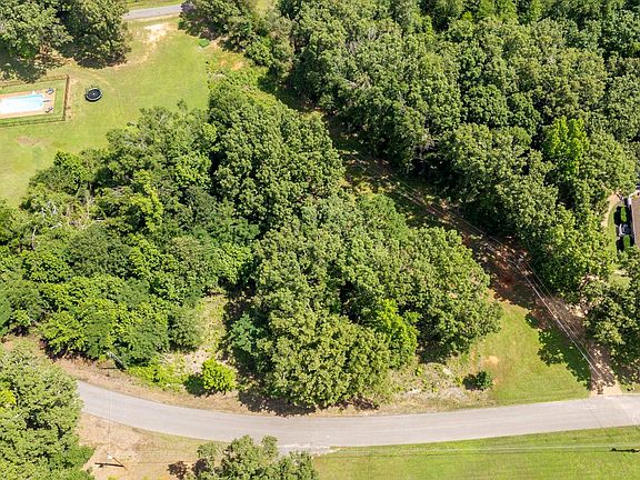 2nd image of Oak Grove Rd