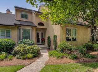 1935 Eastchester Dr UNIT B, High Pt, NC 27265