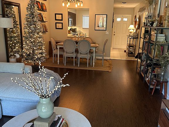 3rd image of 2445 SW 22nd Ave APT 201