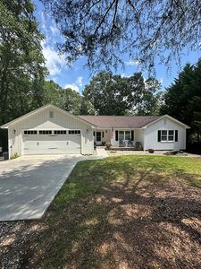 28 Lavonia Beach Dr, Lavonia, GA, 30553