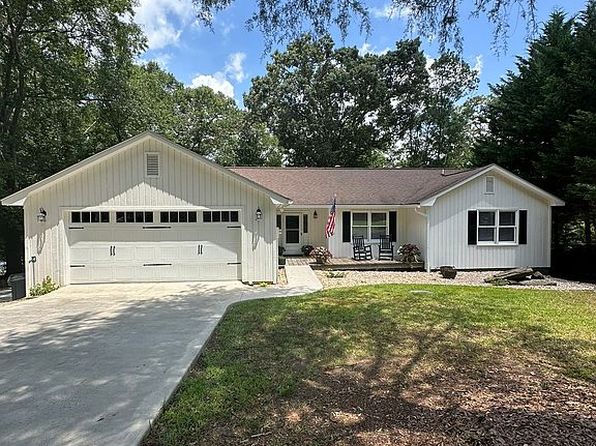 28 Lavonia Beach Dr